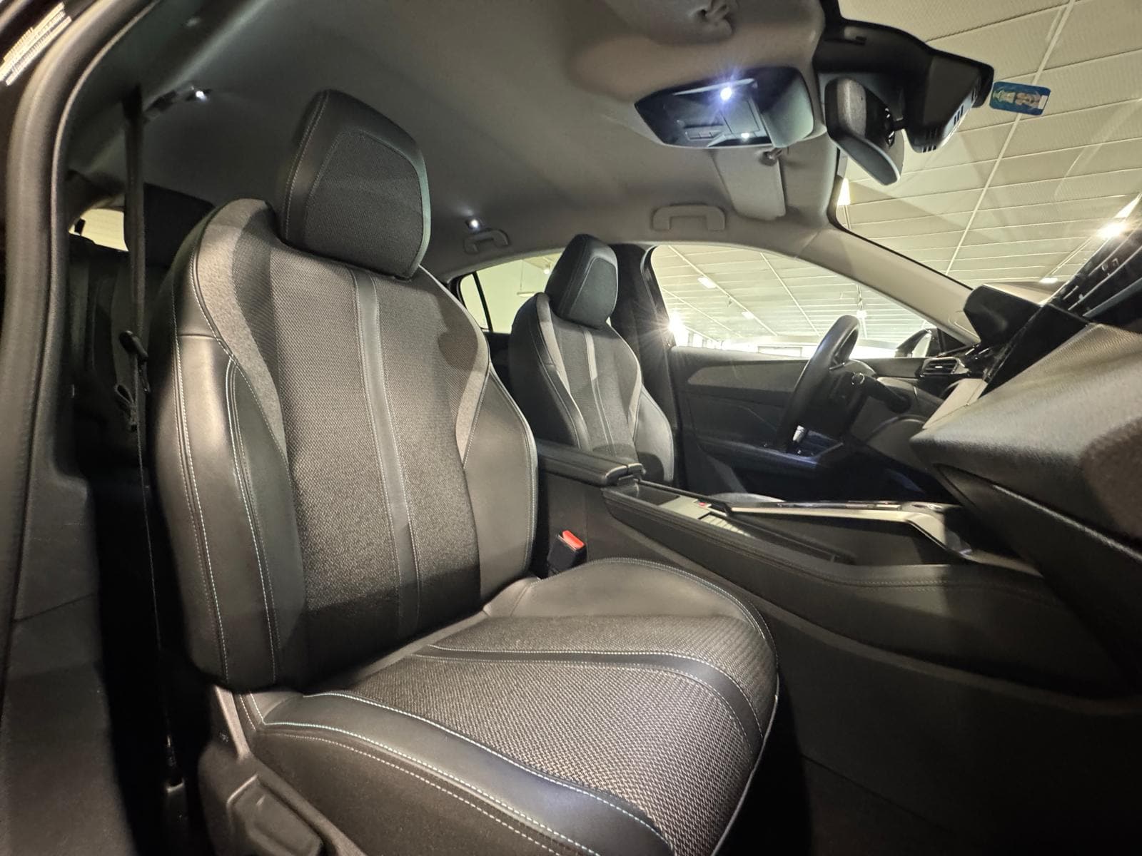 PEUGEOT 308 1.2 PureTech Allure Pack - Bild 11
