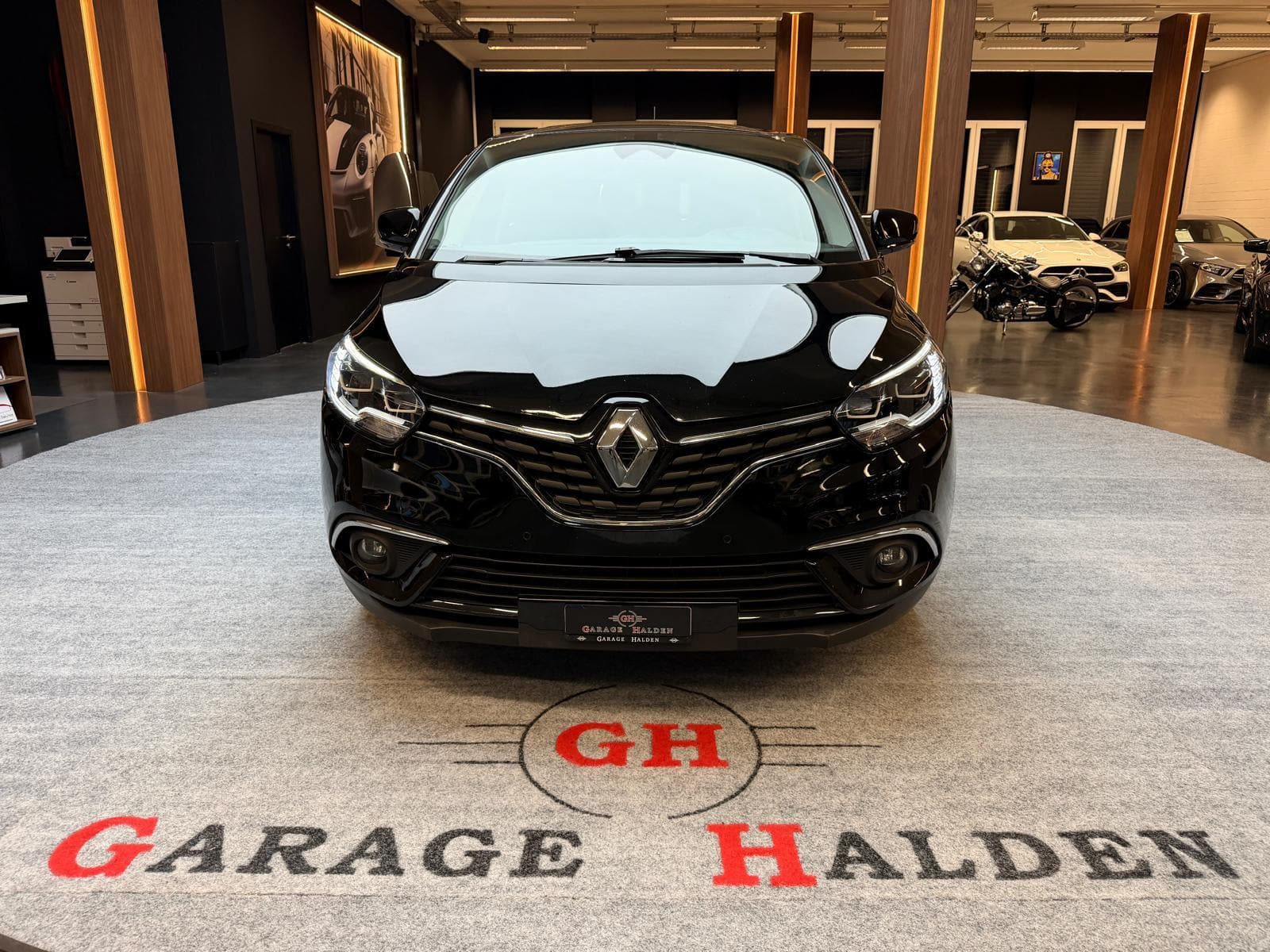 RENAULT Grand Scénic 1.8 Blue dCi Zen EDC - Bild 2