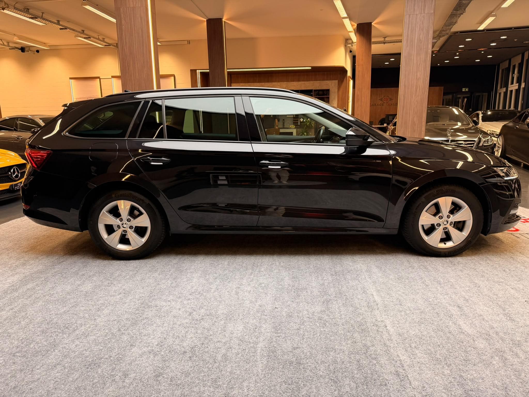 SKODA Octavia Combi 2.0 TDI Ambition 4x4 DSG - Bild 8