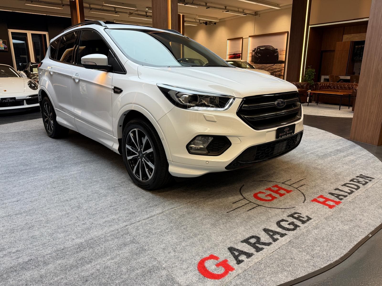 FORD Kuga 2.0 TDCi 150 ST-Line 2WD - Bild 1