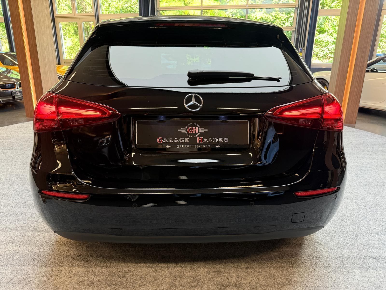 MERCEDES-BENZ A 180 d Night Star - Bild 7