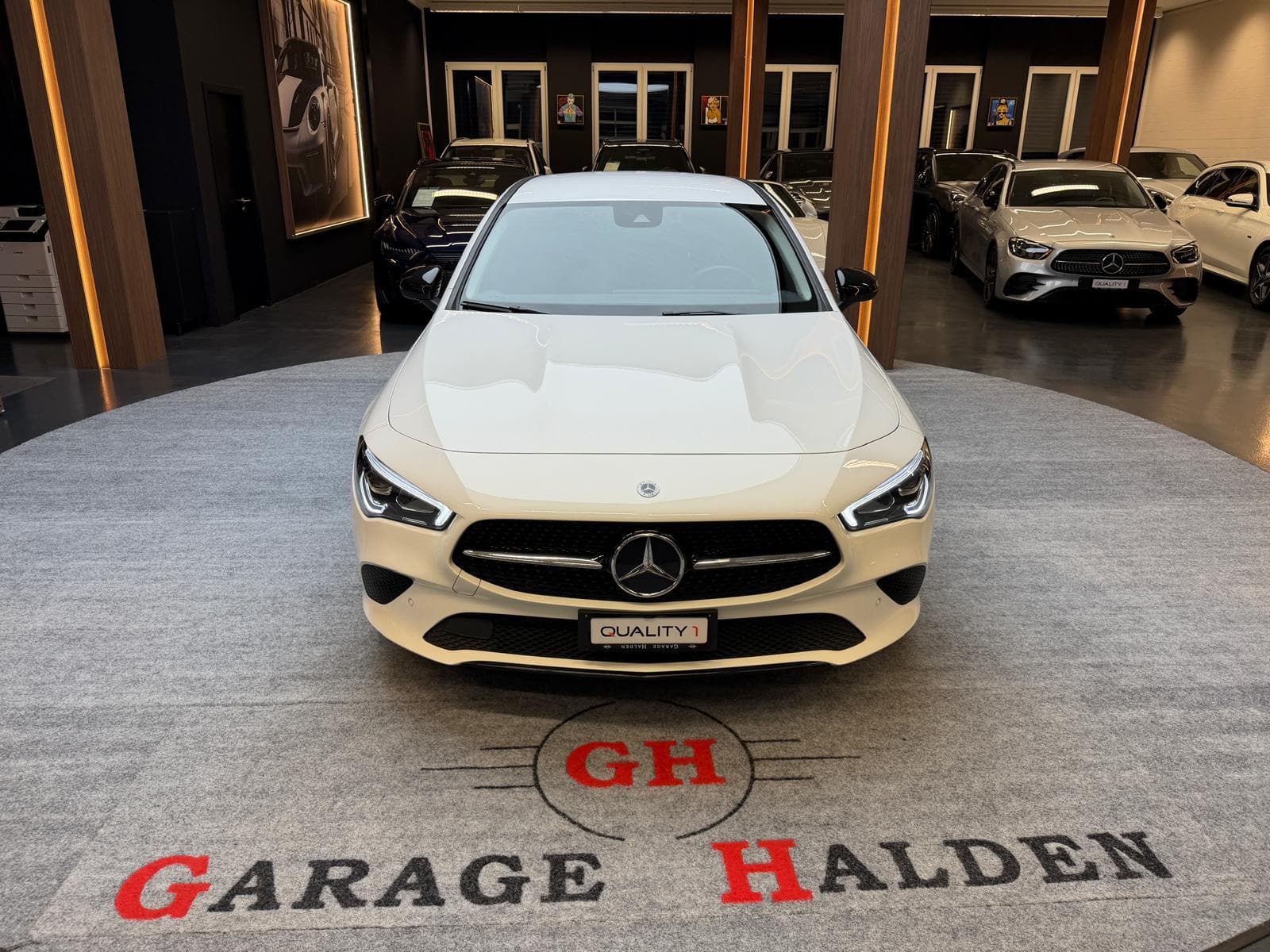 MERCEDES-BENZ CLA 180 d Progressive Shooting Brake - Bild 3