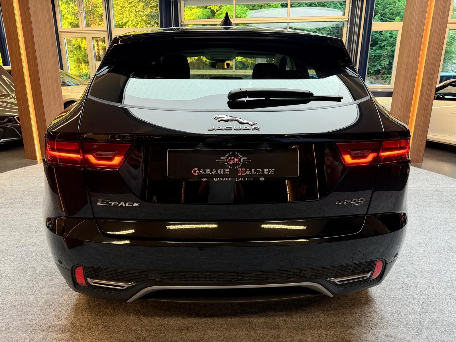 JAGUAR E-Pace 2.0 D I4 200 SE AWD - Bild 7