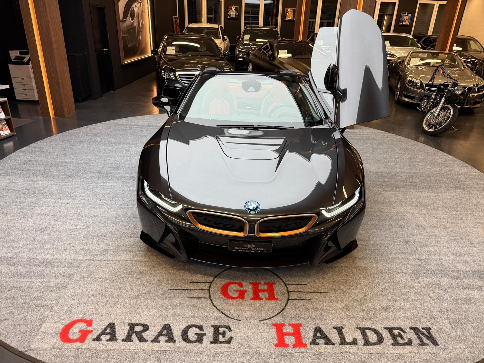 BMW i8 Roadster - Bild 2