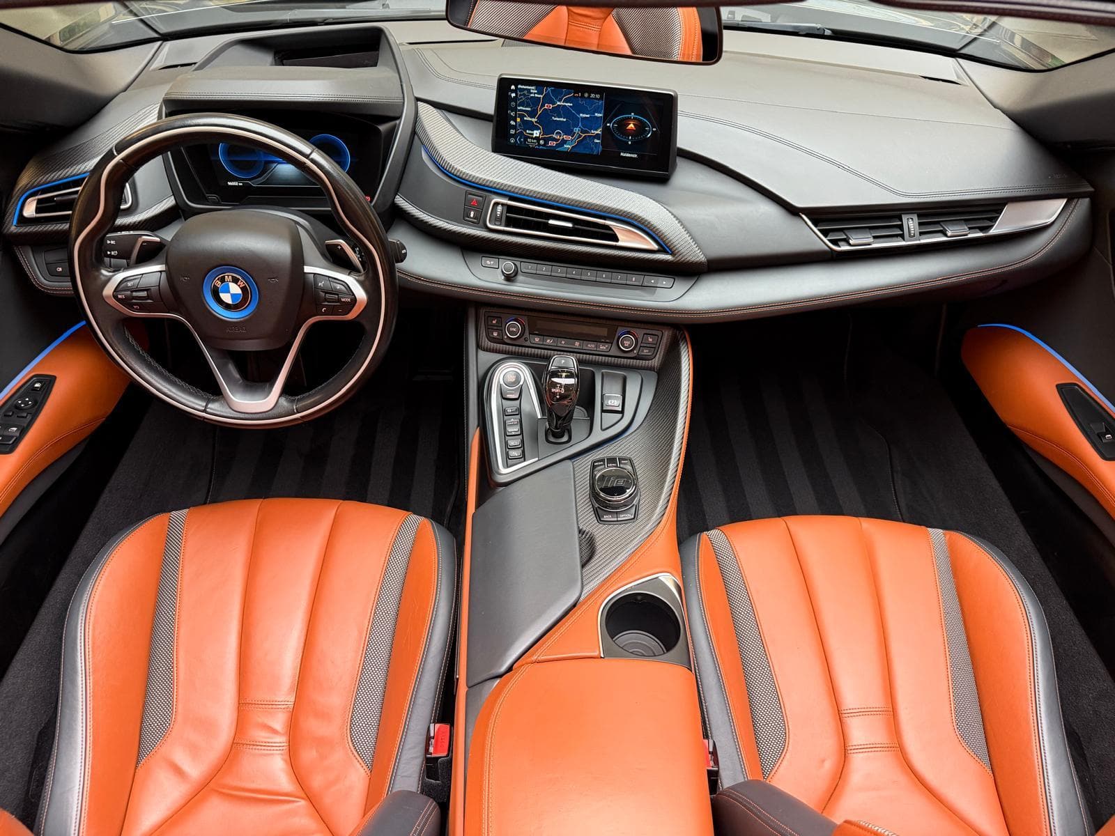 BMW i8 Roadster - Bild 17