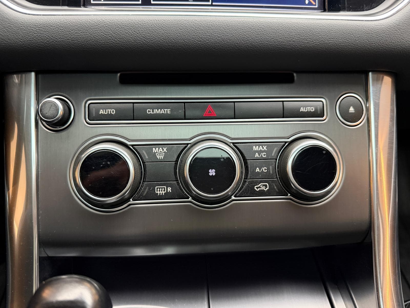 LAND ROVER Range Rover Sport 3.0 TDV6 SE - Bild 22