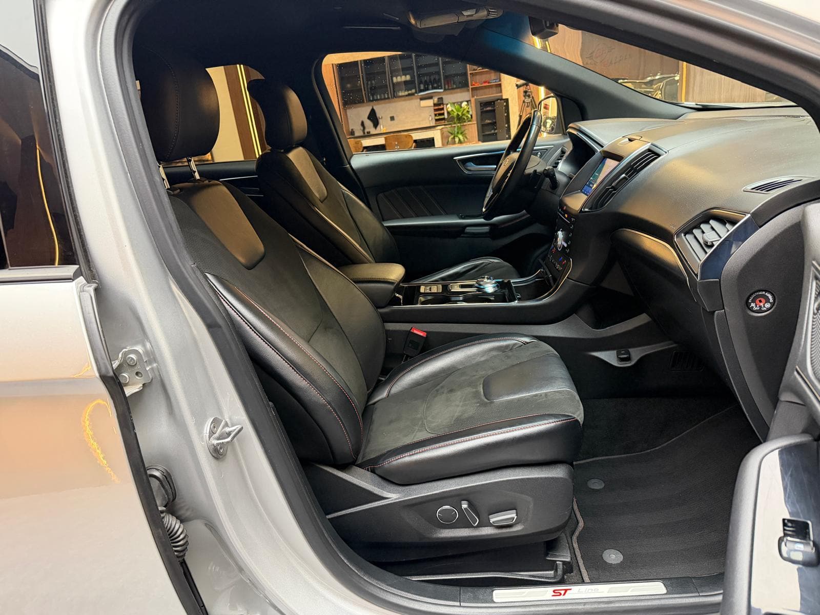 FORD Edge 2.0 EcoBlue 238 ST-Line - Bild 17