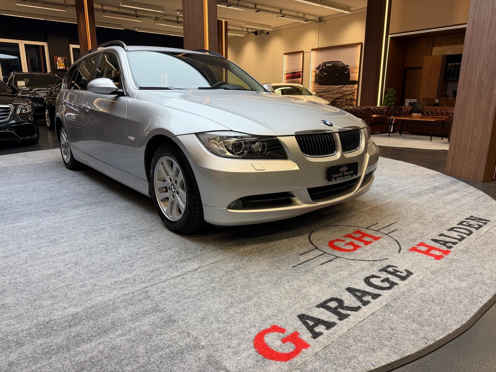 BMW 325i Touring - Bild 1