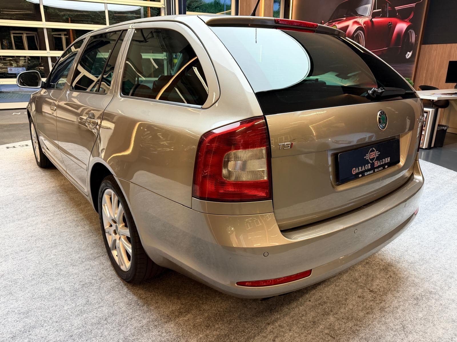 SKODA Octavia Combi 1.8 T-FSI Ambiente - Bild 6