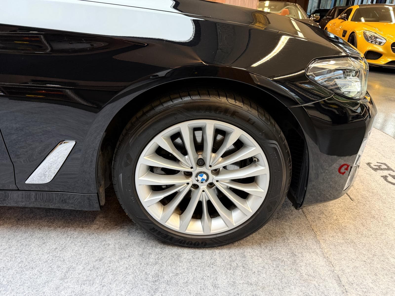 BMW 520d xDrive - Bild 9