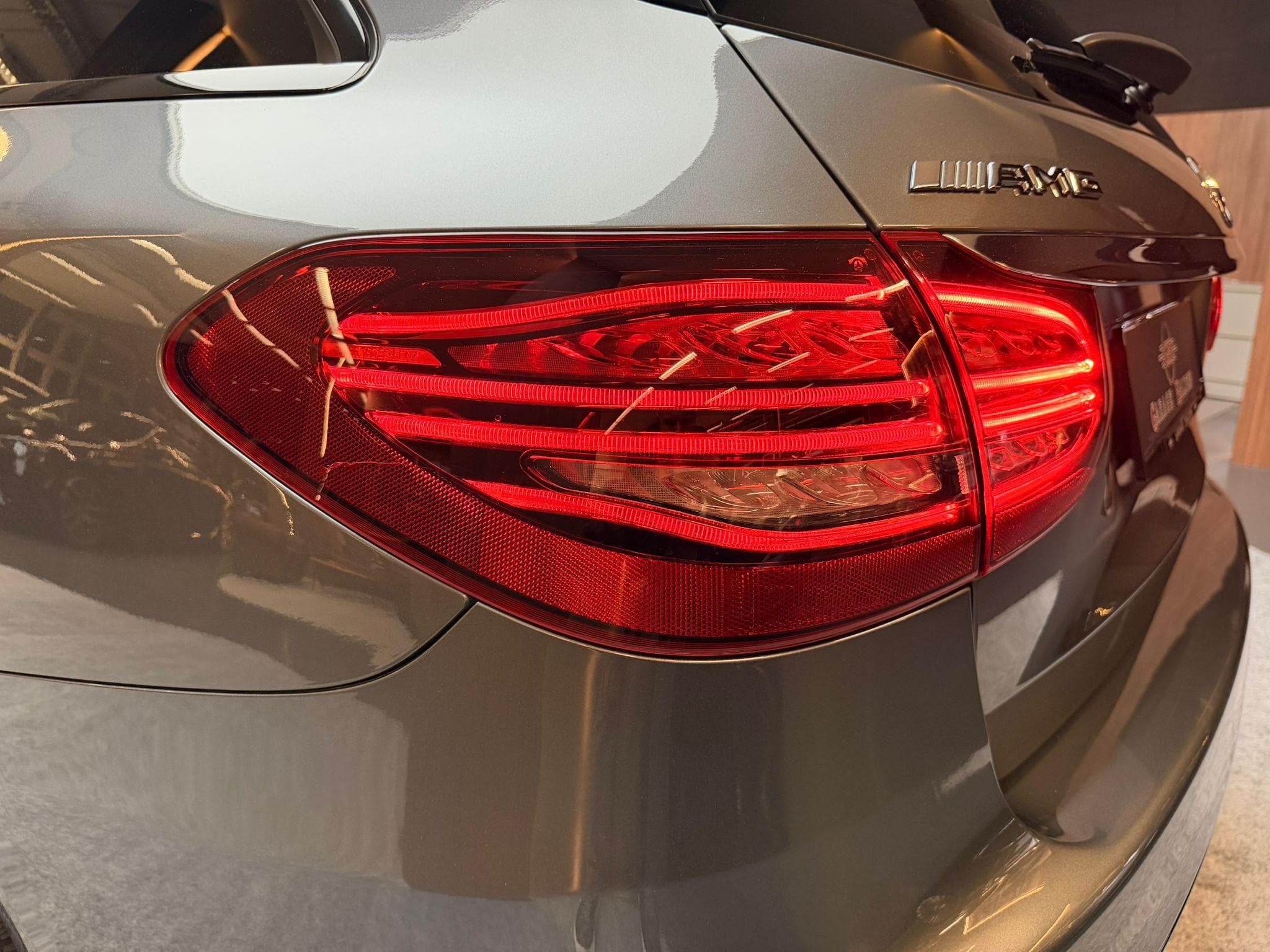 MERCEDES-BENZ C 63 S AMG Kombi - Bild 11