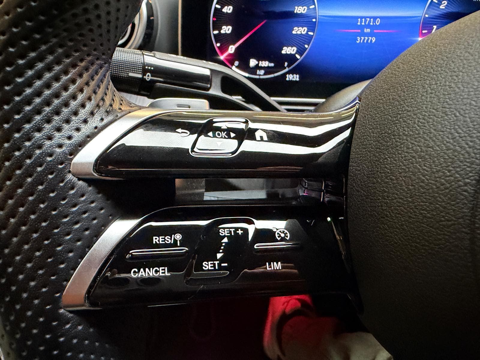 MERCEDES-BENZ C 200 AMG Line - Bild 27