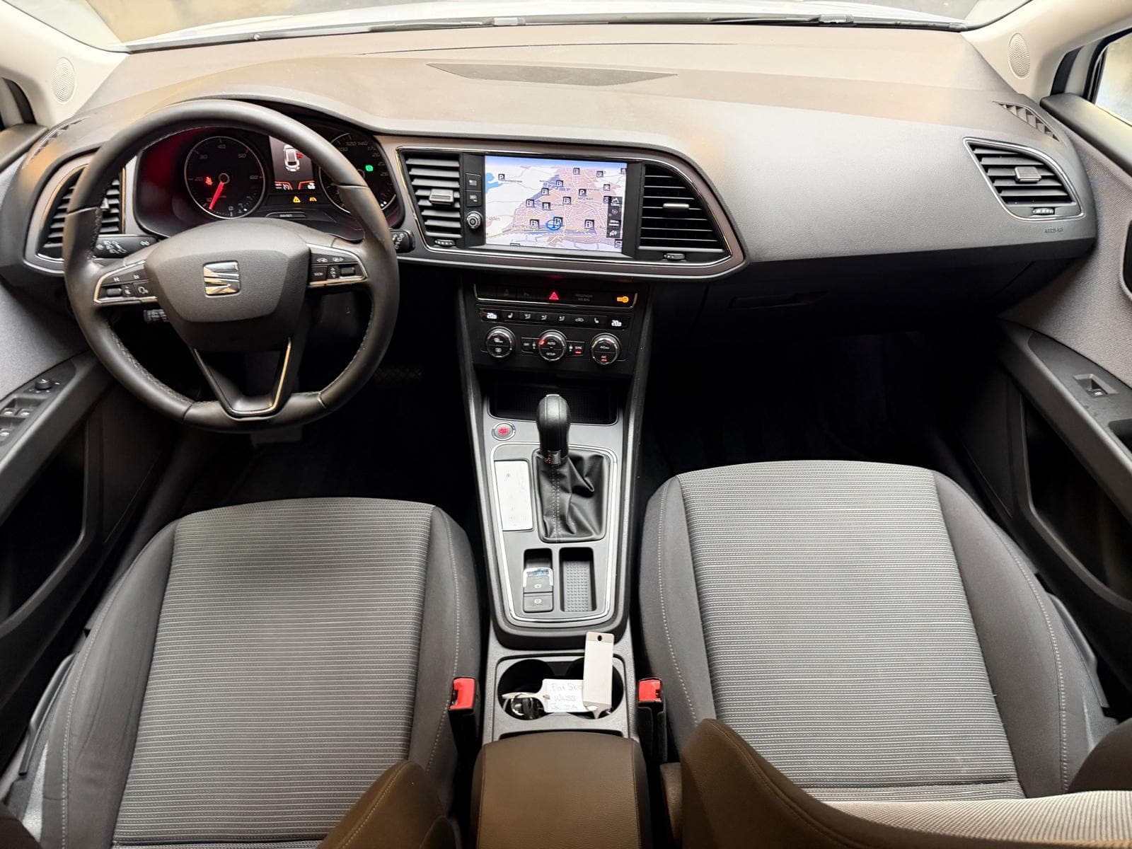 SEAT Leon ST 1.6 TDI 115 Style DSG - Bild 10