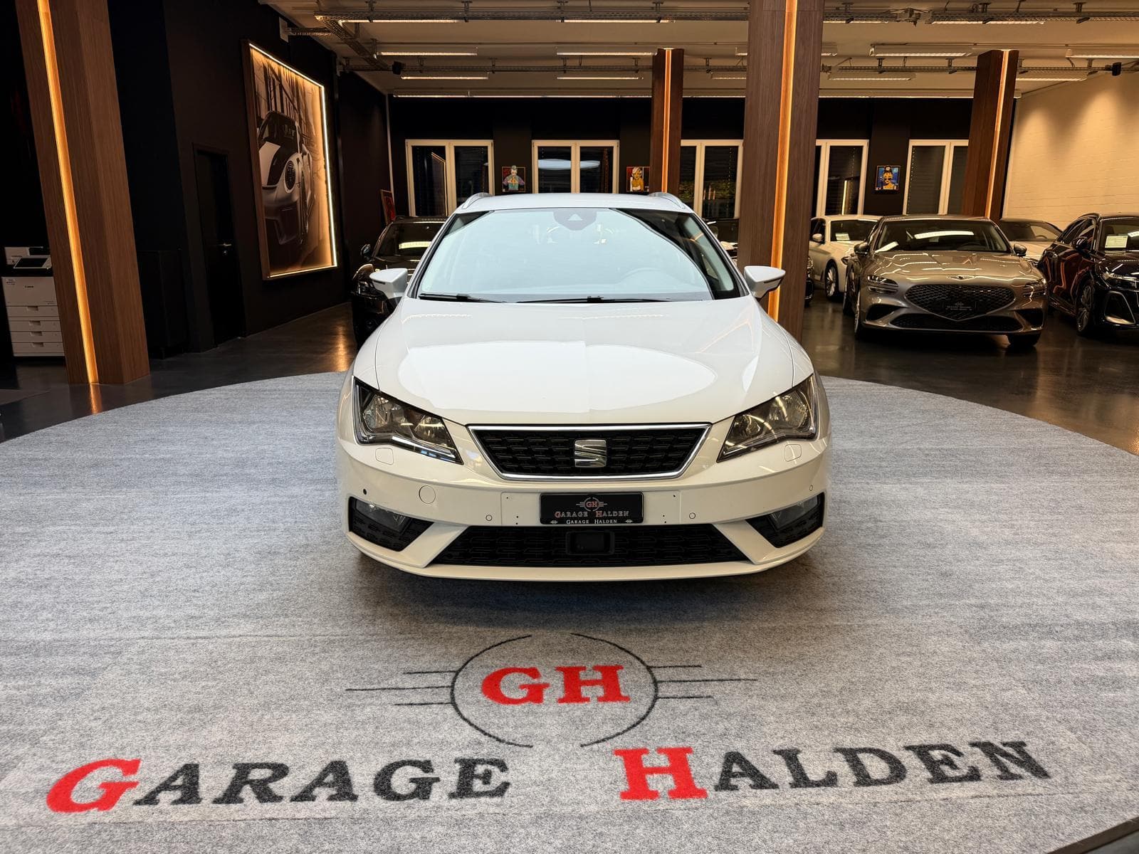 SEAT Leon ST 1.6 TDI 115 Style DSG - Bild 2