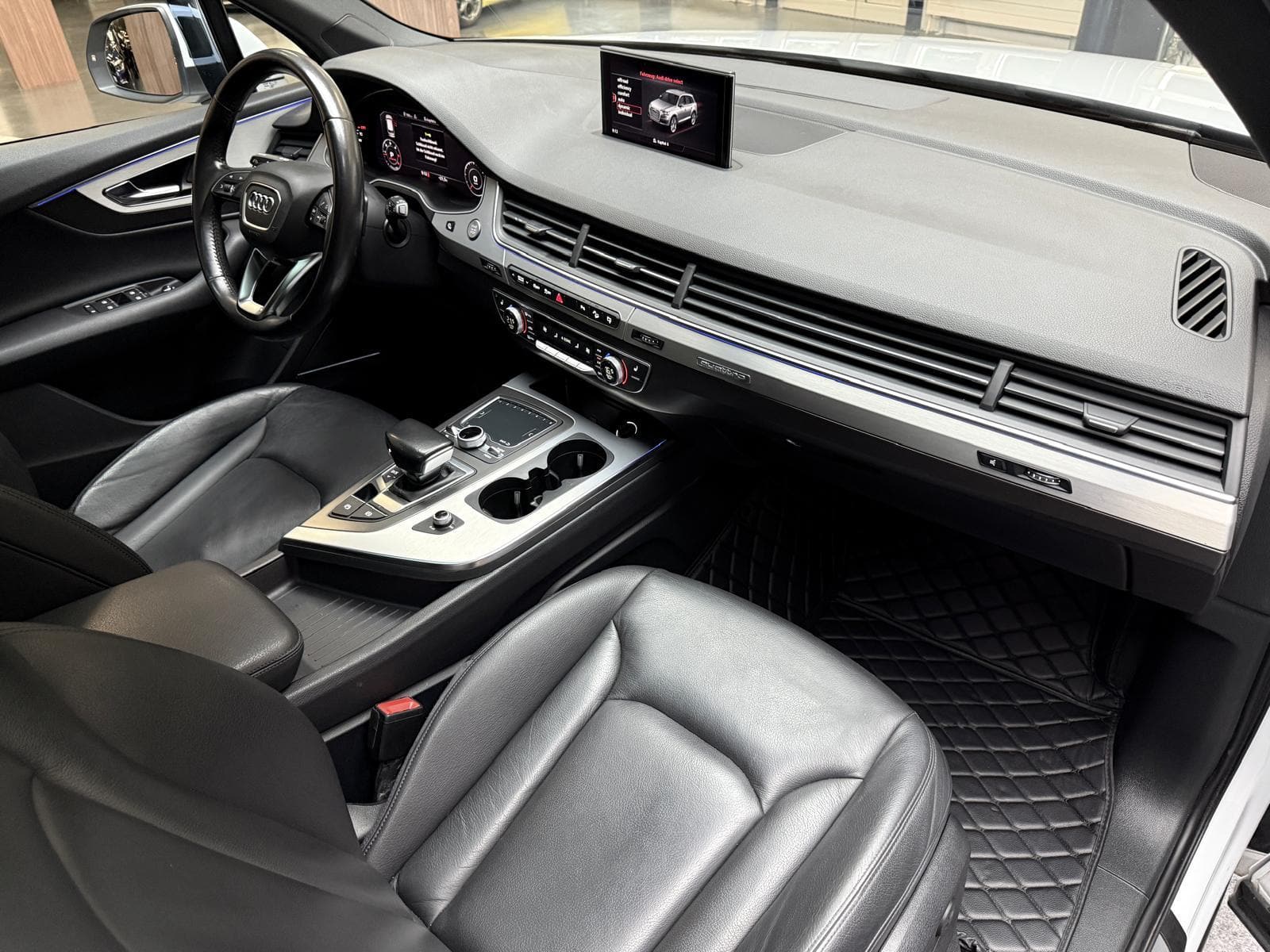 AUDI Q7 3.0 V6 TDI 272 quattro T-Tronic - Bild 14