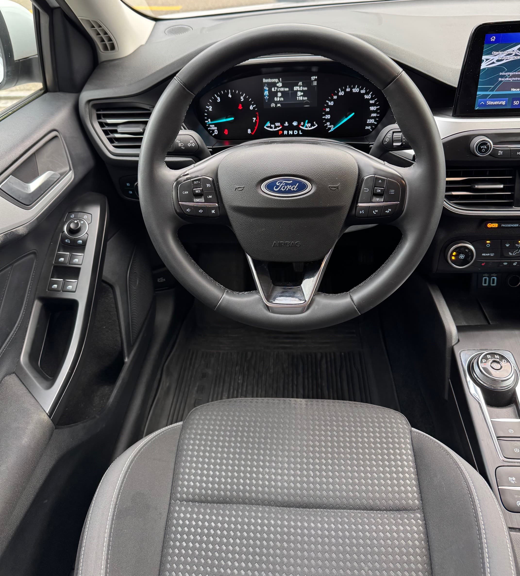 FORD Focus 1.0 SCTi Cool Connect Automatic - Bild 13