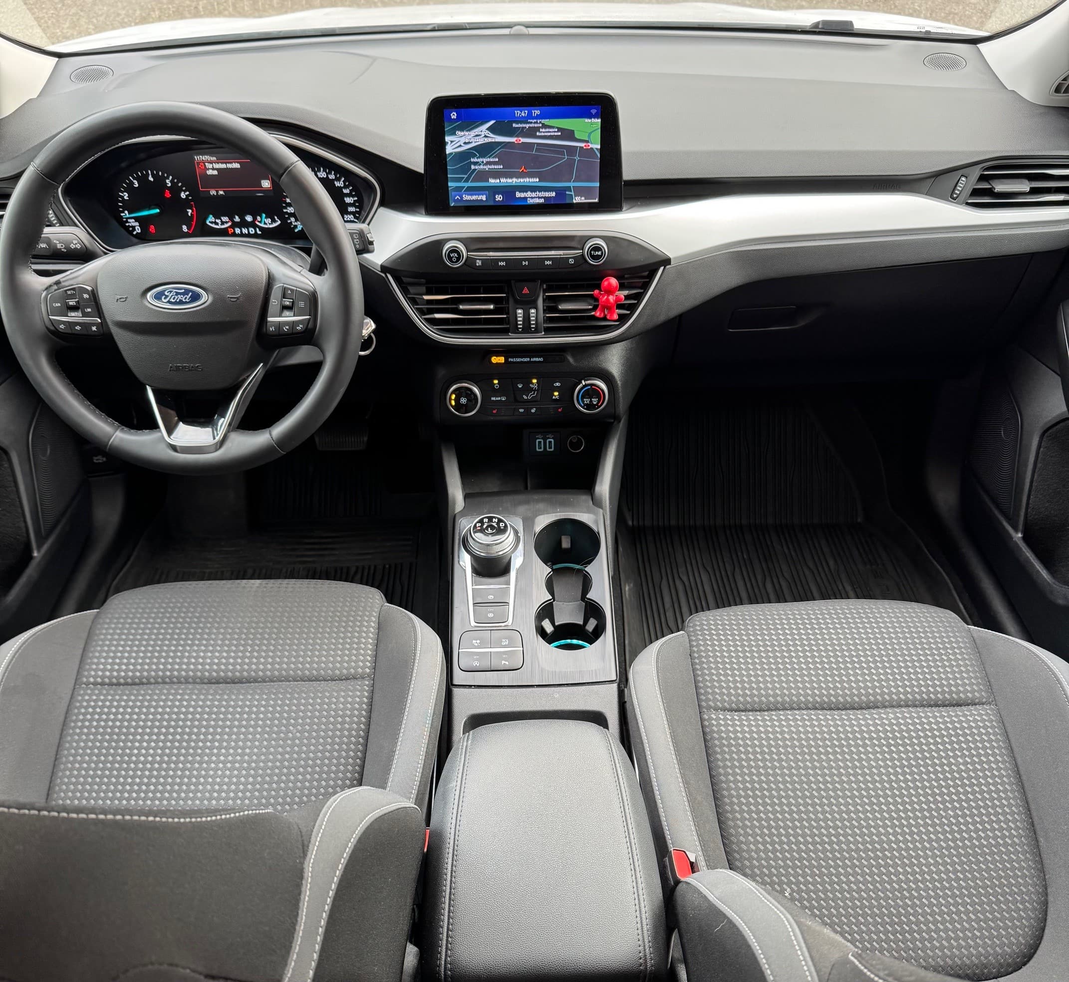 FORD Focus 1.0 SCTi Cool Connect Automatic - Bild 11