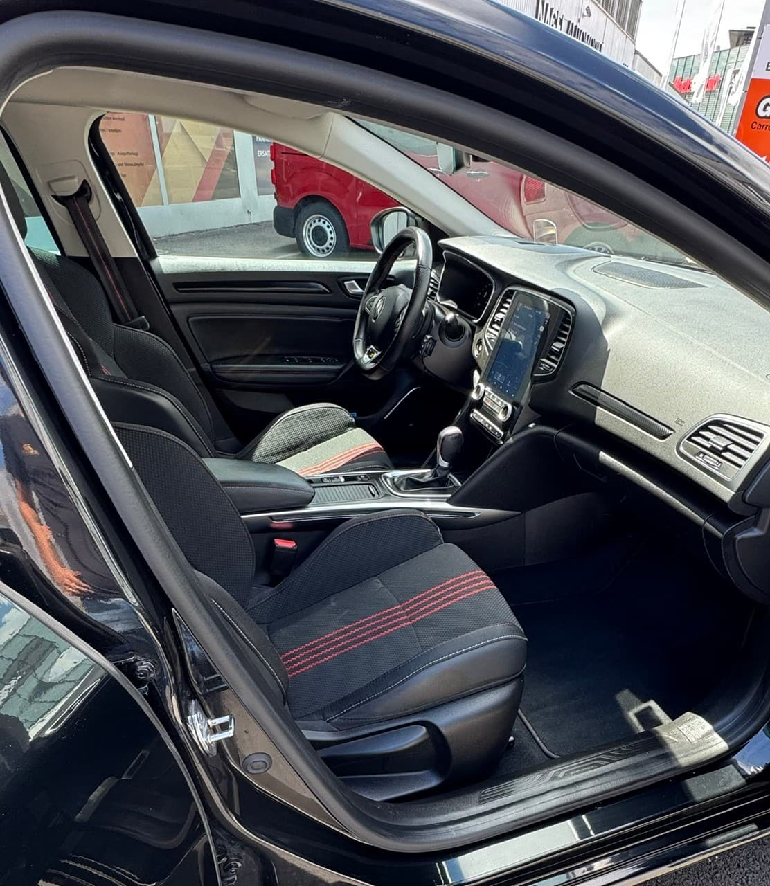RENAULT Mégane Grandtour 1.3 16V R.S. Line EDC - Bild 11