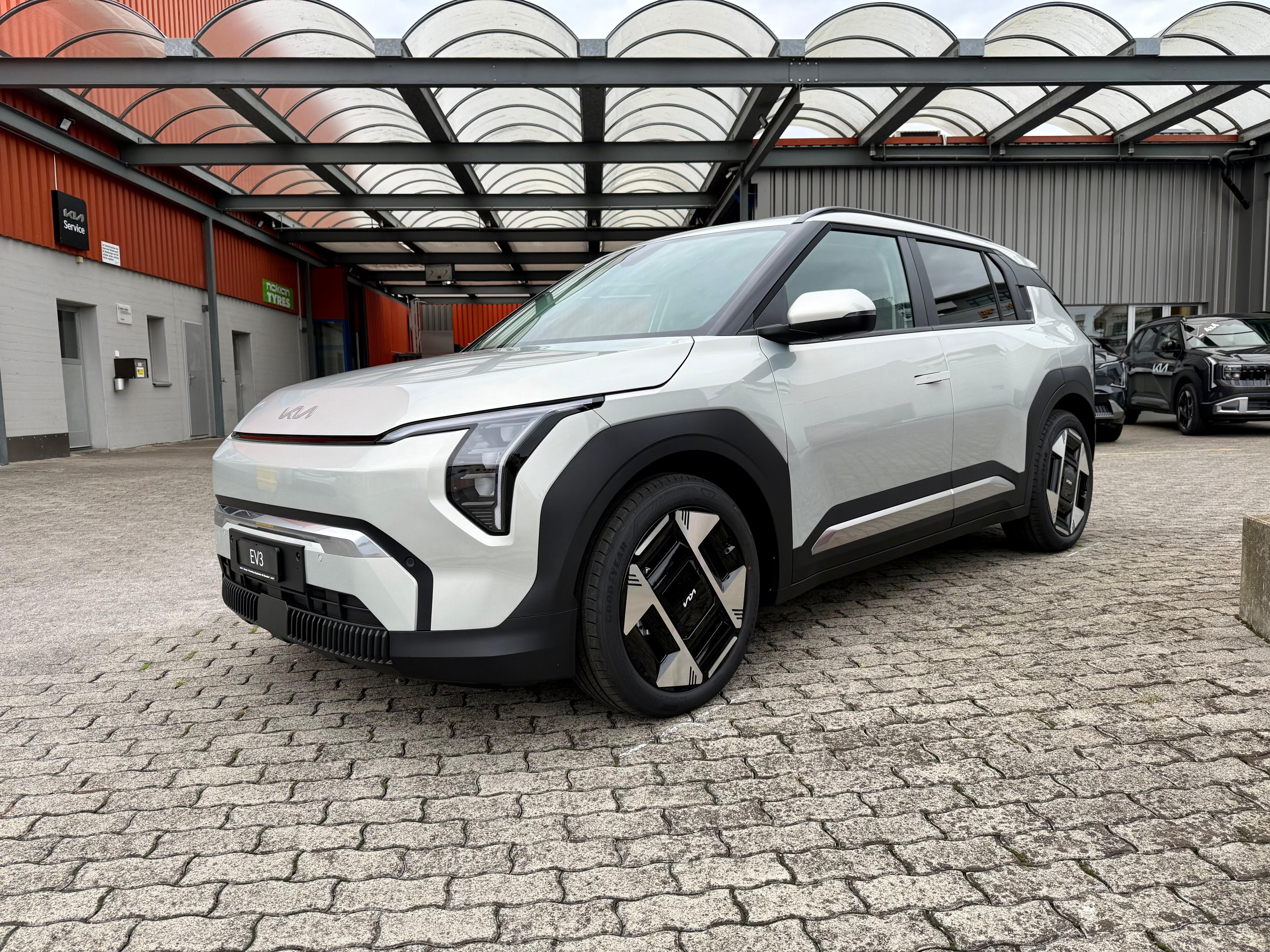 KIA EV3 81 kWh Earth 4x4 - Bild 2