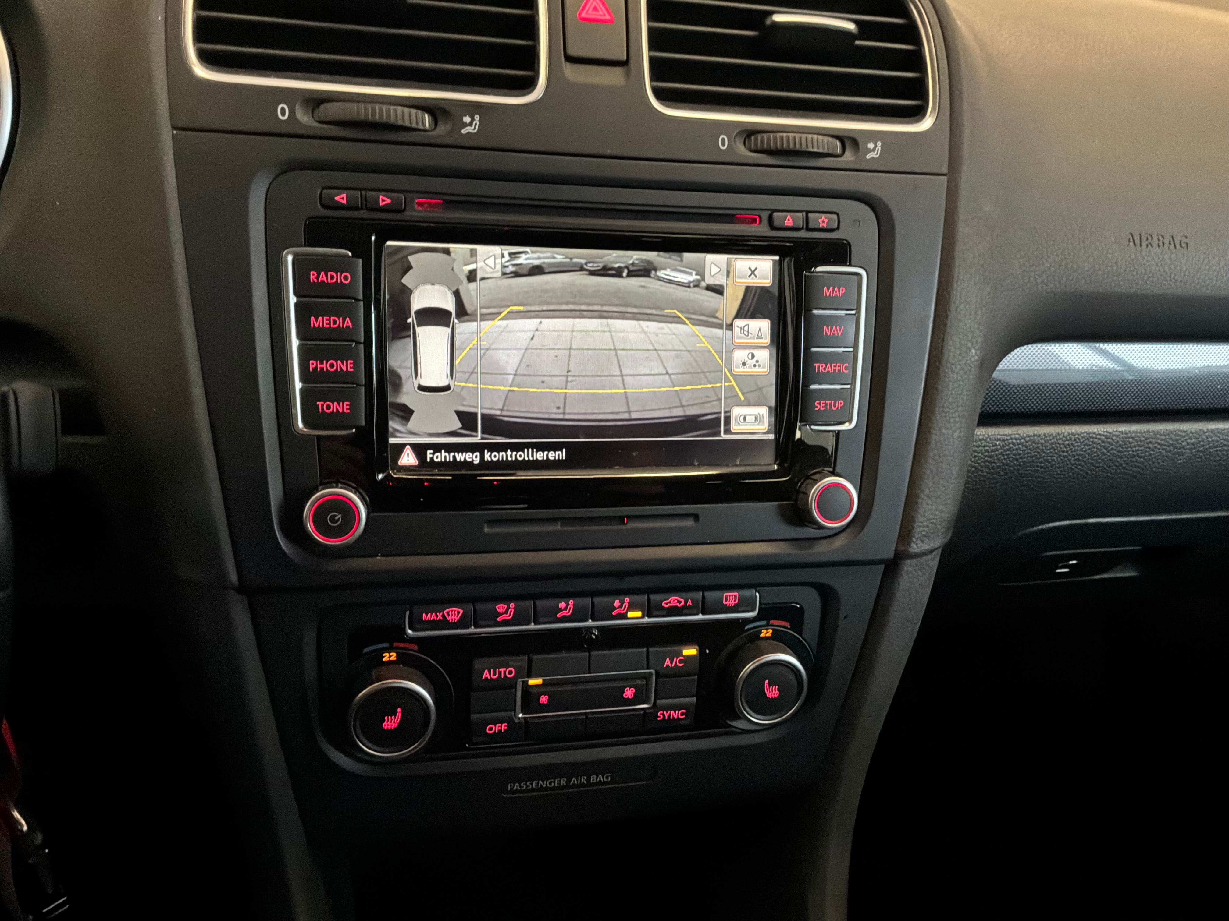 VW Golf Variant 1.4 TSI Comfortline DSG - Bild 11