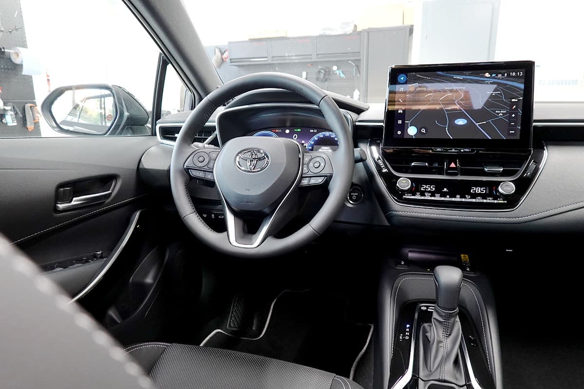 TOYOTA Corolla Touring Sports 2.0 HSD Premium e-CVT, VOLLEDER - Bild 8