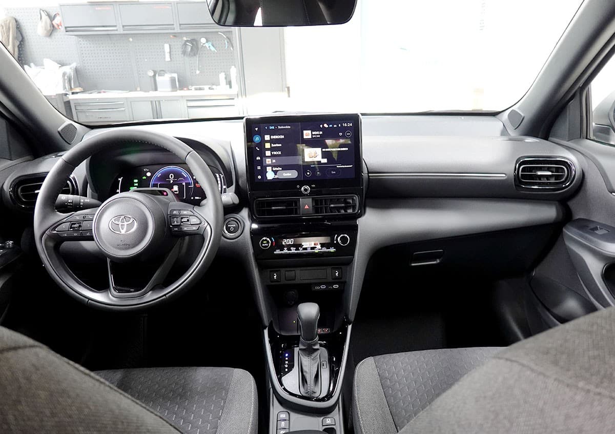 TOYOTA Yaris Cross 1.5 Trend e-CVT 130PS - Bild 9