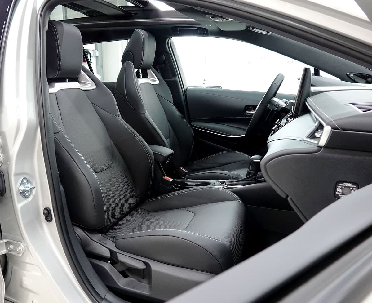 TOYOTA Corolla Touring Sports 2.0 HSD Premium e-CVT, VOLLEDER - Bild 4