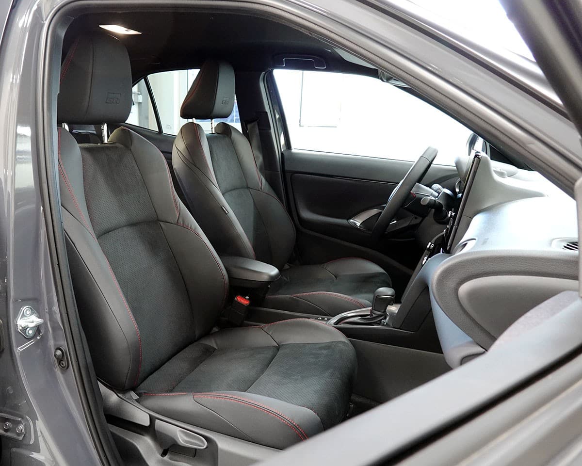 TOYOTA Yaris Cross 1.5 GR Sport e-CVT 360° Kamera - Bild 4