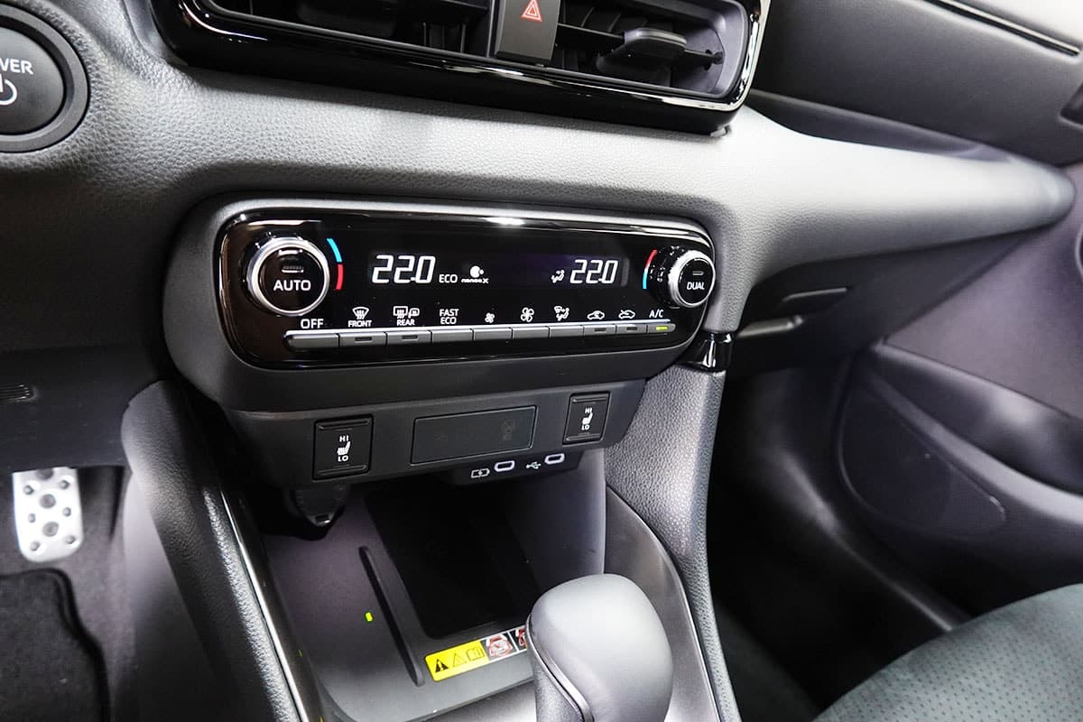 TOYOTA Yaris 1.5 GR Sport e-CVT - Bild 11