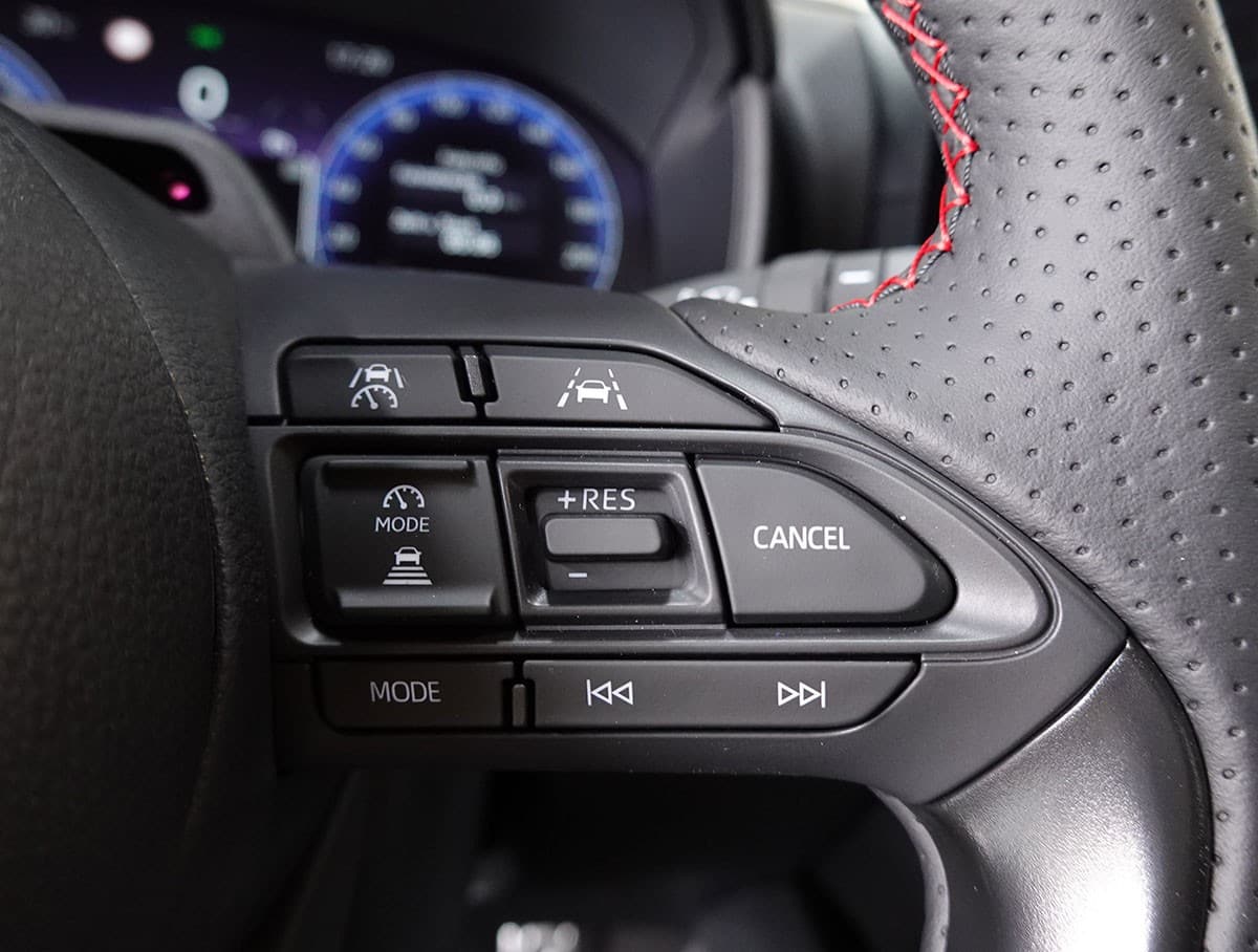 TOYOTA Yaris 1.5 GR Sport e-CVT - Bild 14
