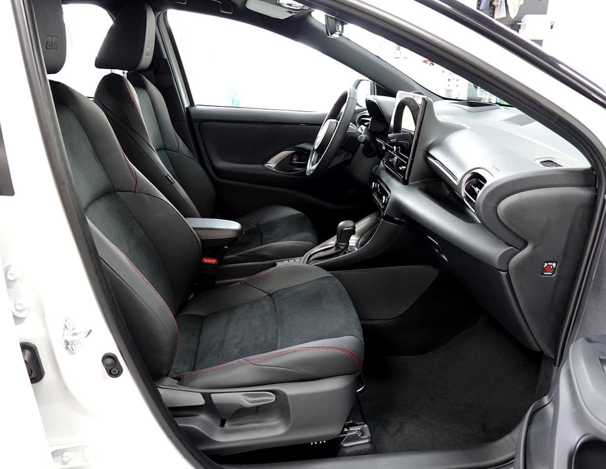 TOYOTA Yaris 1.5 GR Sport e-CVT - Bild 5