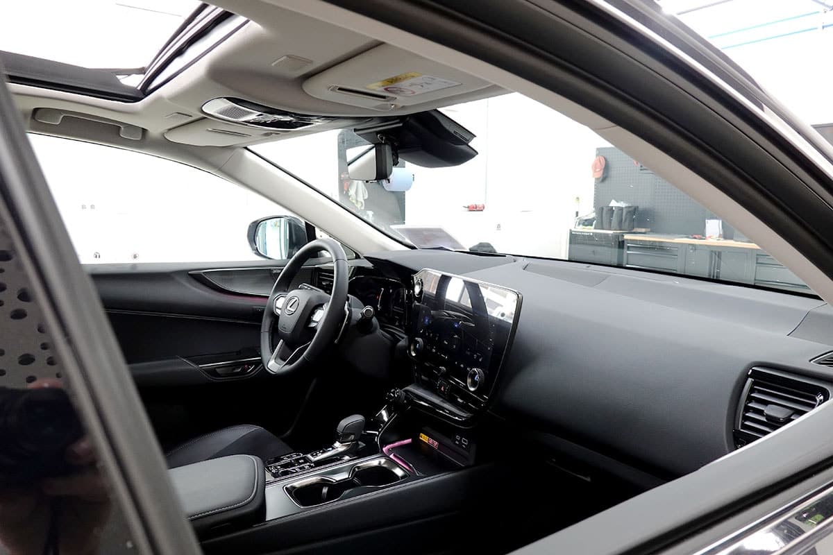 LEXUS NX 450h+ E-FOUR Excellence Panoramaglasdach - Bild 6