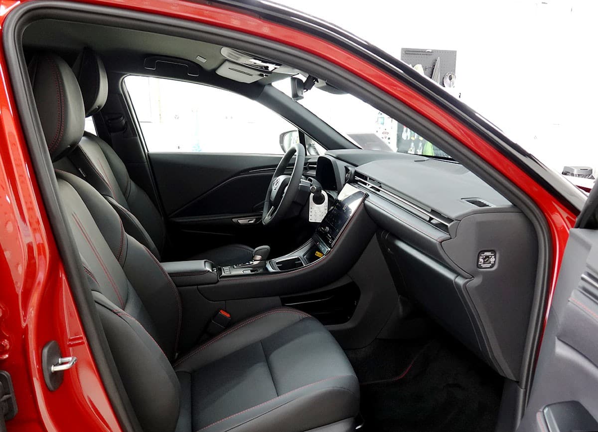 LEXUS LBX FWD Emotion CVT - Bild 6