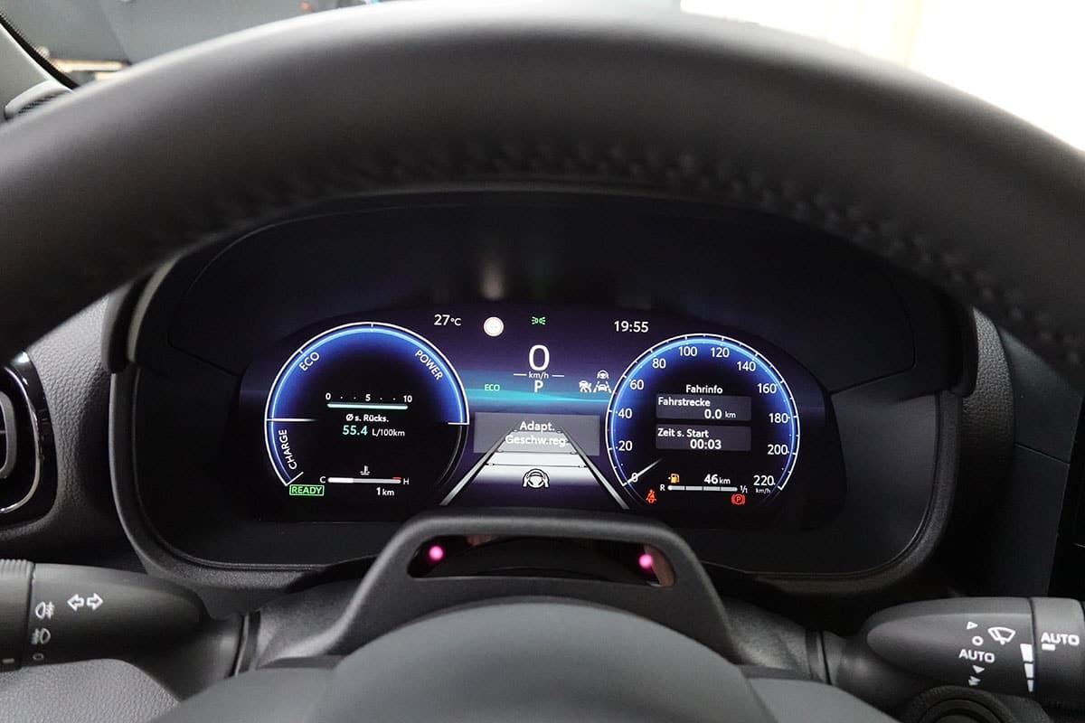 TOYOTA Yaris 1.5 Premium e-CVT - Bild 14