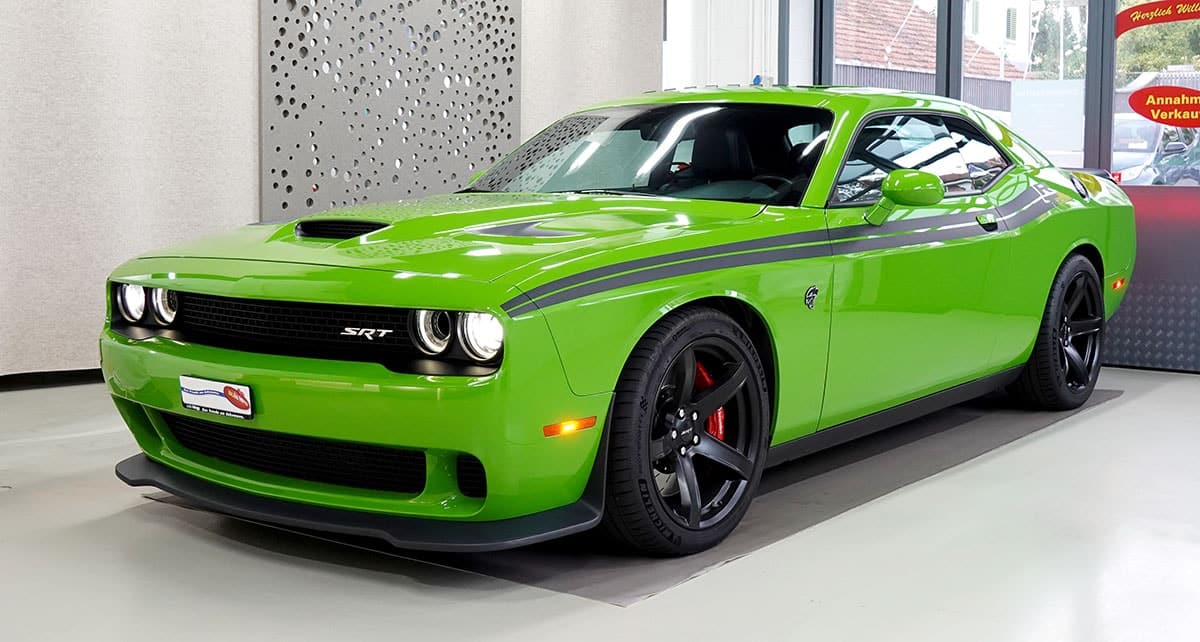 DODGE 6.2 V8 SC HEMI SRT Hellcat