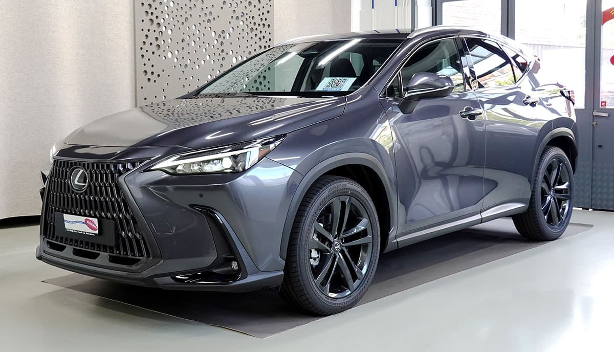 LEXUS NX 450h+ E-FOUR Comfort, 20" Alufelgen - Bild 1