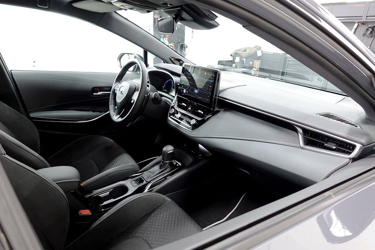 TOYOTA Corolla Touring Sports 2.0 HSD Premium e-CVT - Bild 7