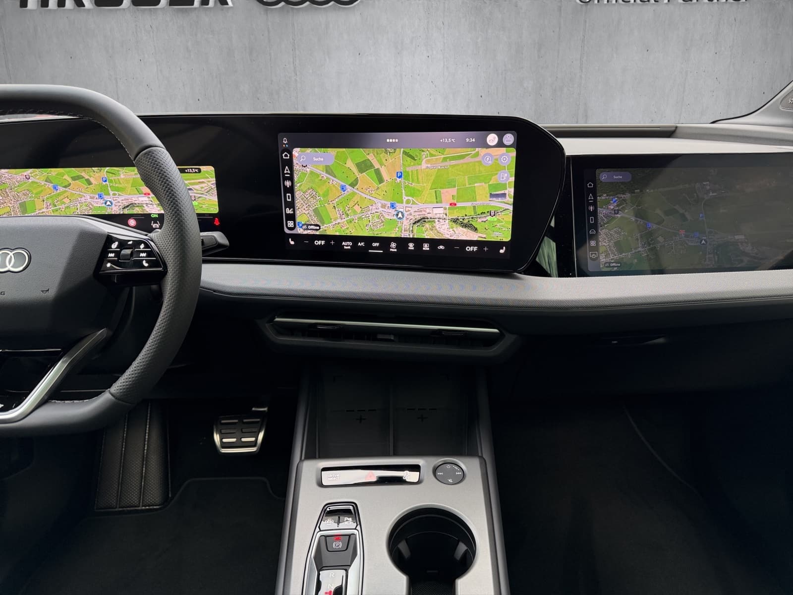 AUDI Q4 e-tron SUV quattro performance Swiss Ski - Bild 12
