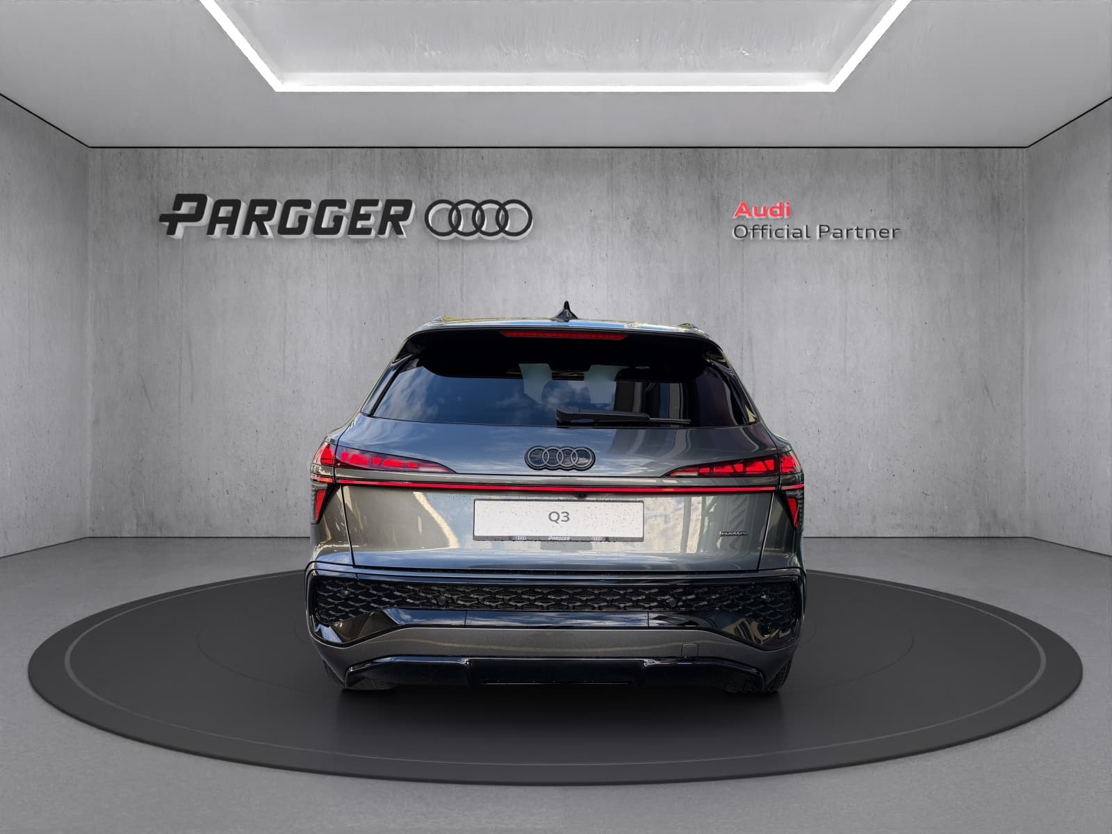 AUDI Q3 SUV TFSI quattro 195 kW S tronic - Bild 4