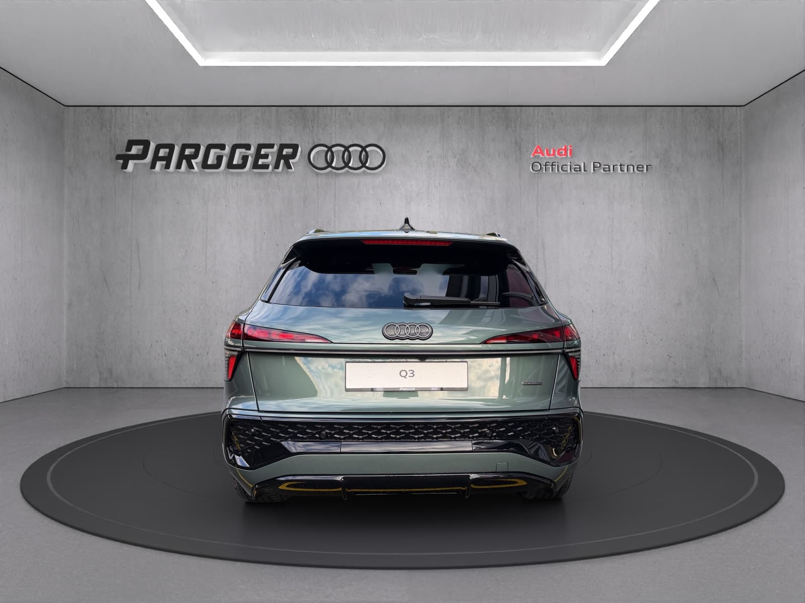AUDI Q3 SUV TFSI quattro 195 kW S tronic - Bild 4