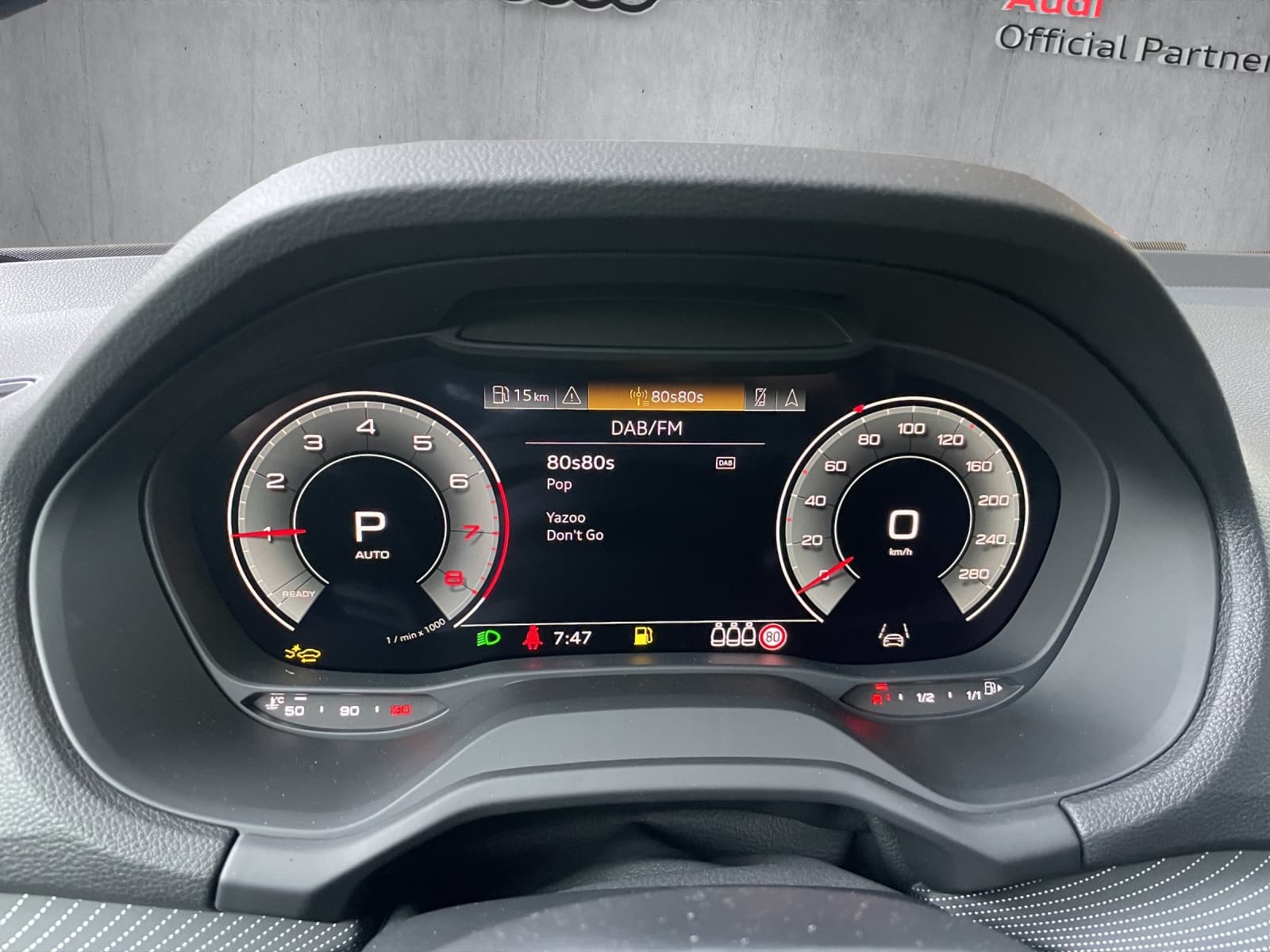 AUDI Q2 40 TFSI S line Attraction quattro S-tronic - Bild 11