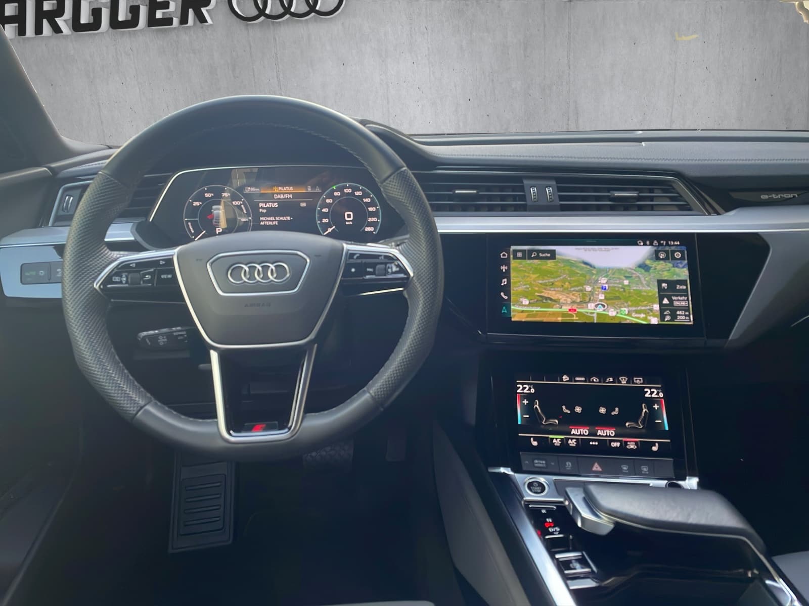 AUDI e-tron 55 Sportback Advanced quattro - Bild 11