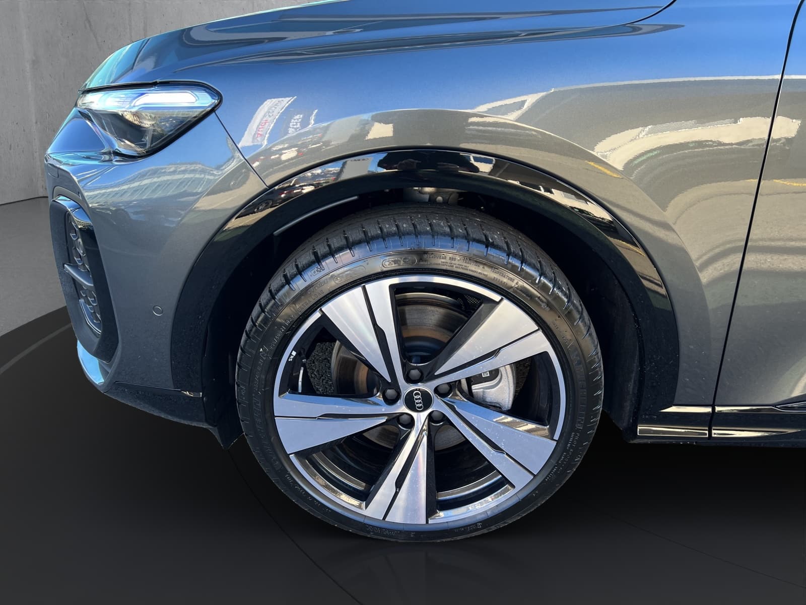 AUDI Q5 TDI quattro 150 kW S-tronic - Bild 16