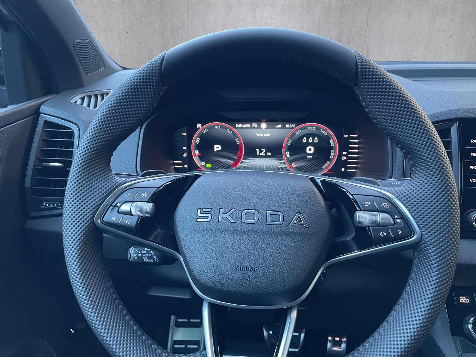 SKODA Karoq 2.0 TSI SportLine 4x4 DSG - Bild 11