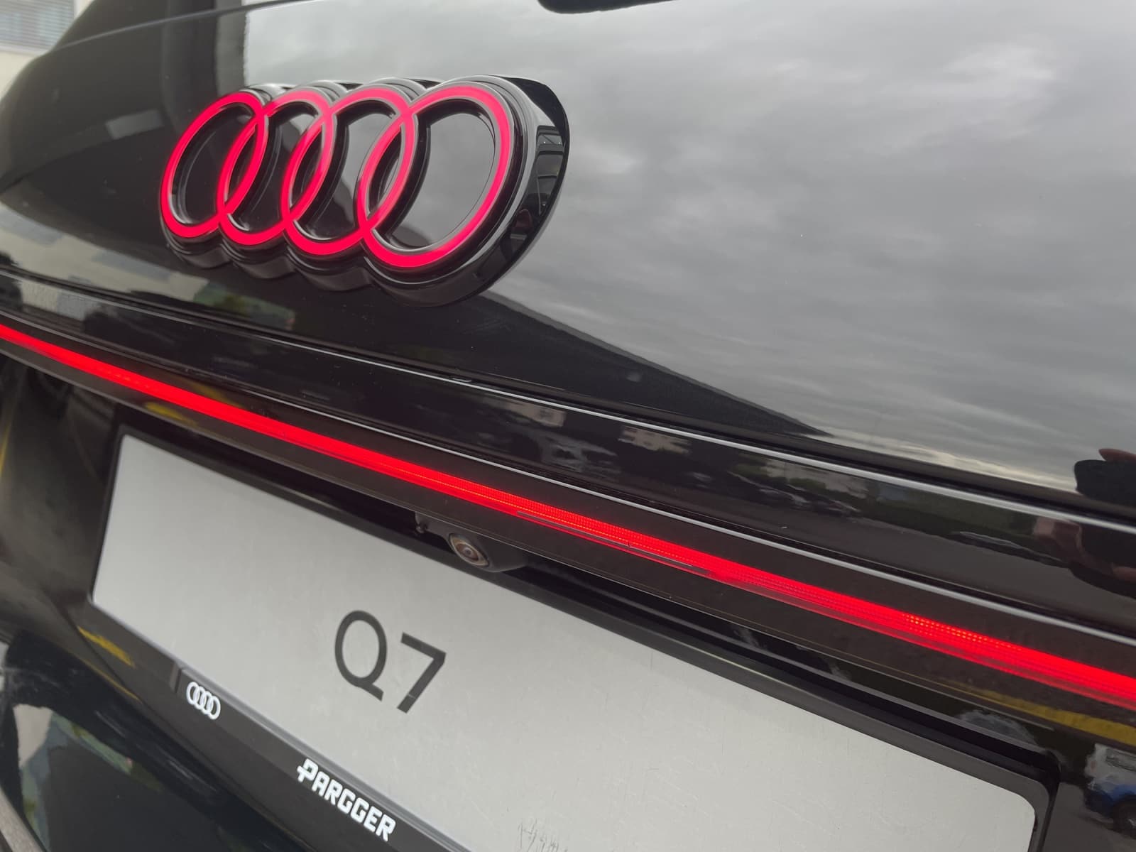 AUDI Q7 SUV TDI quattro 220 kW - Bild 19
