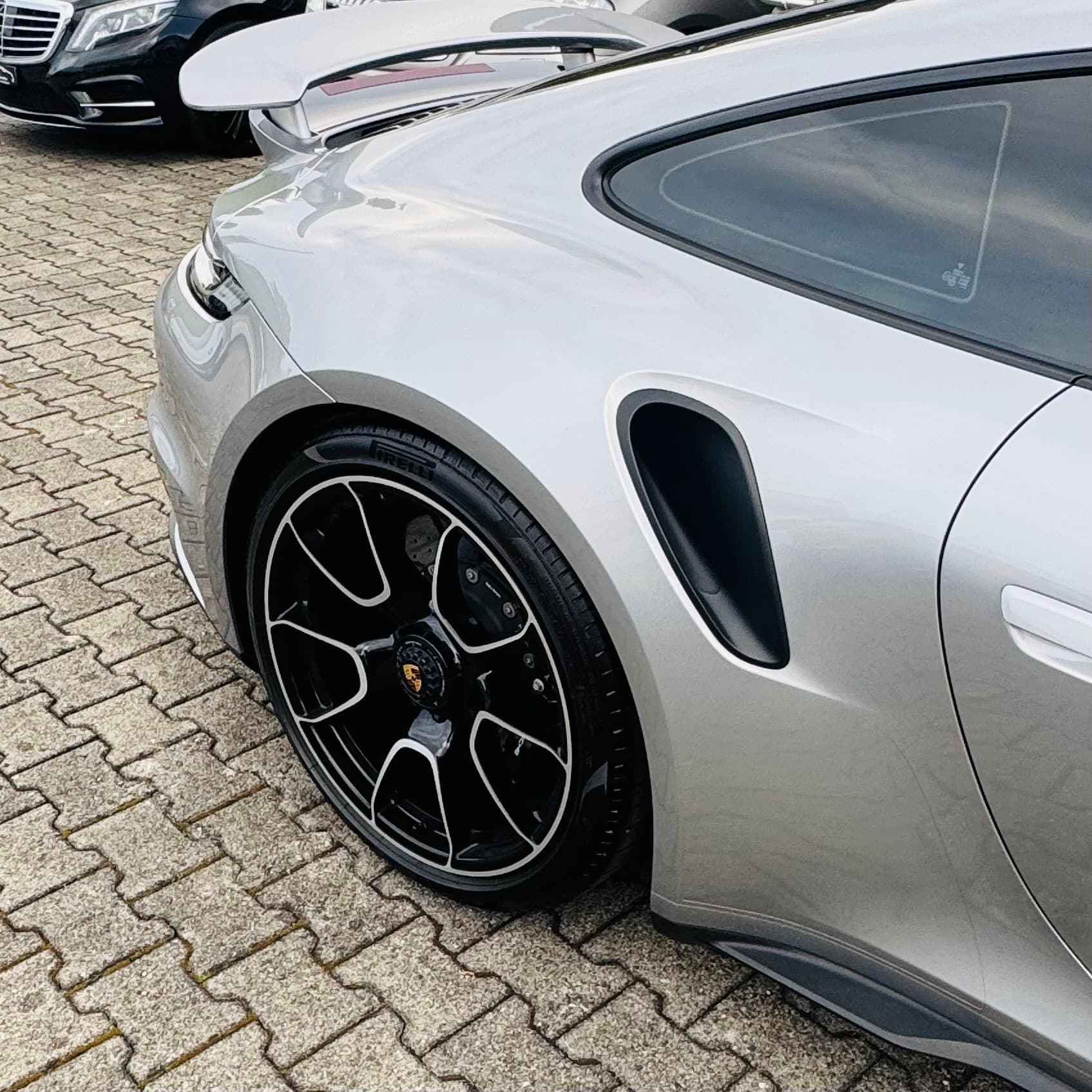 PORSCHE 911 Turbo S PDK - Bild 9