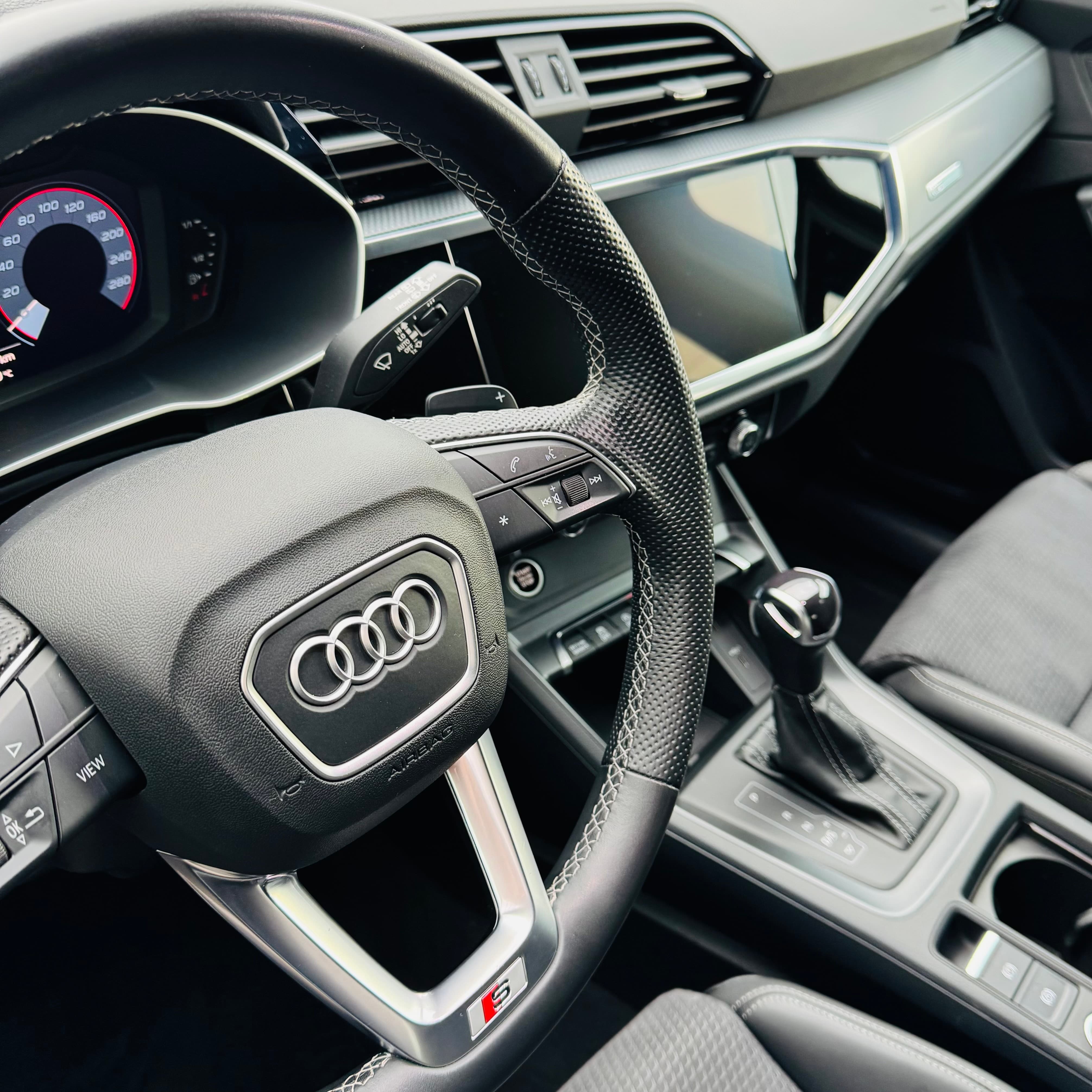 AUDI Q3 35 TFSI S line Attraction S-tronic - Bild 11