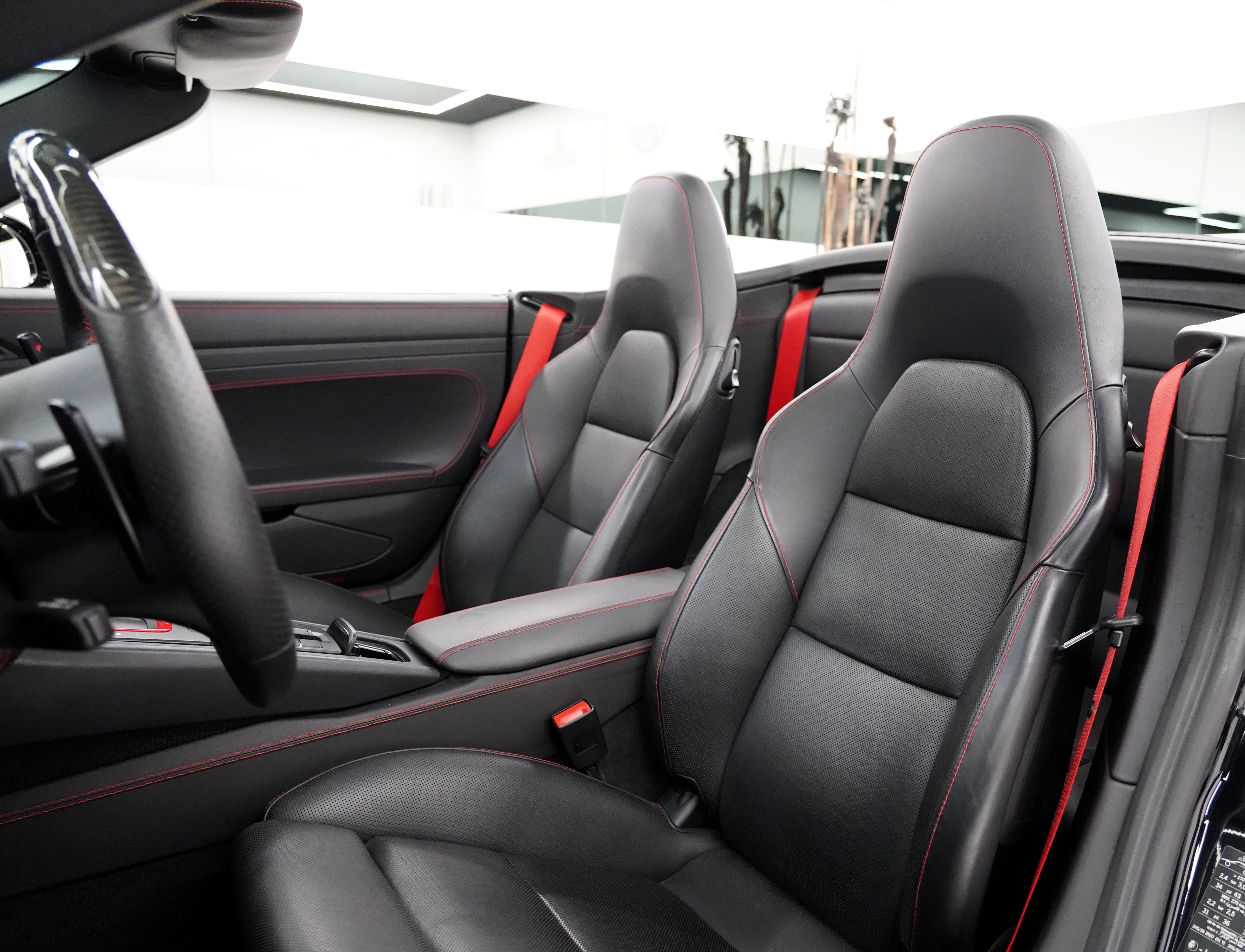 PORSCHE 911 Turbo S Cabrio - Bild 11