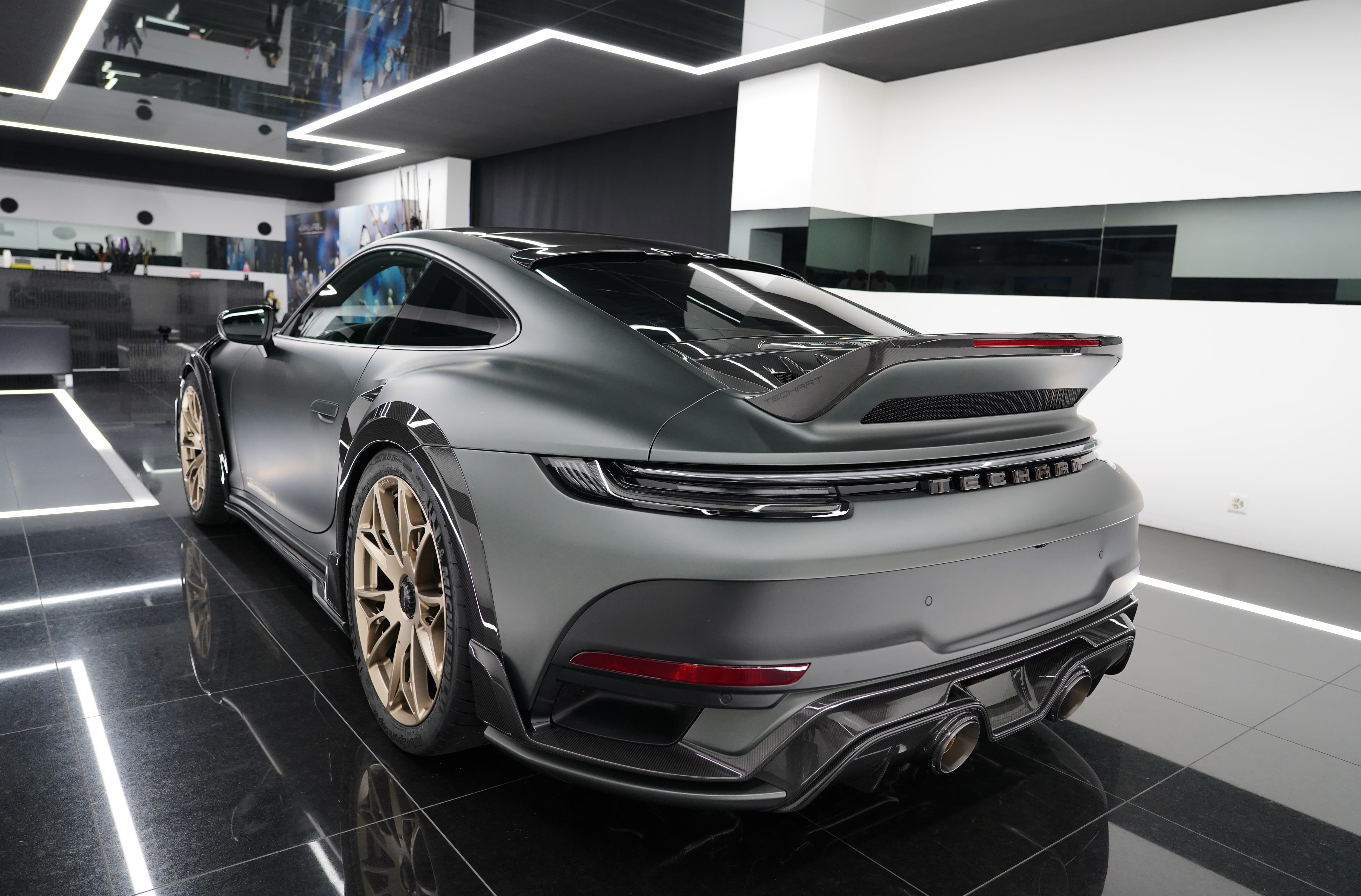 PORSCHE 911 Turbo S - Bild 5