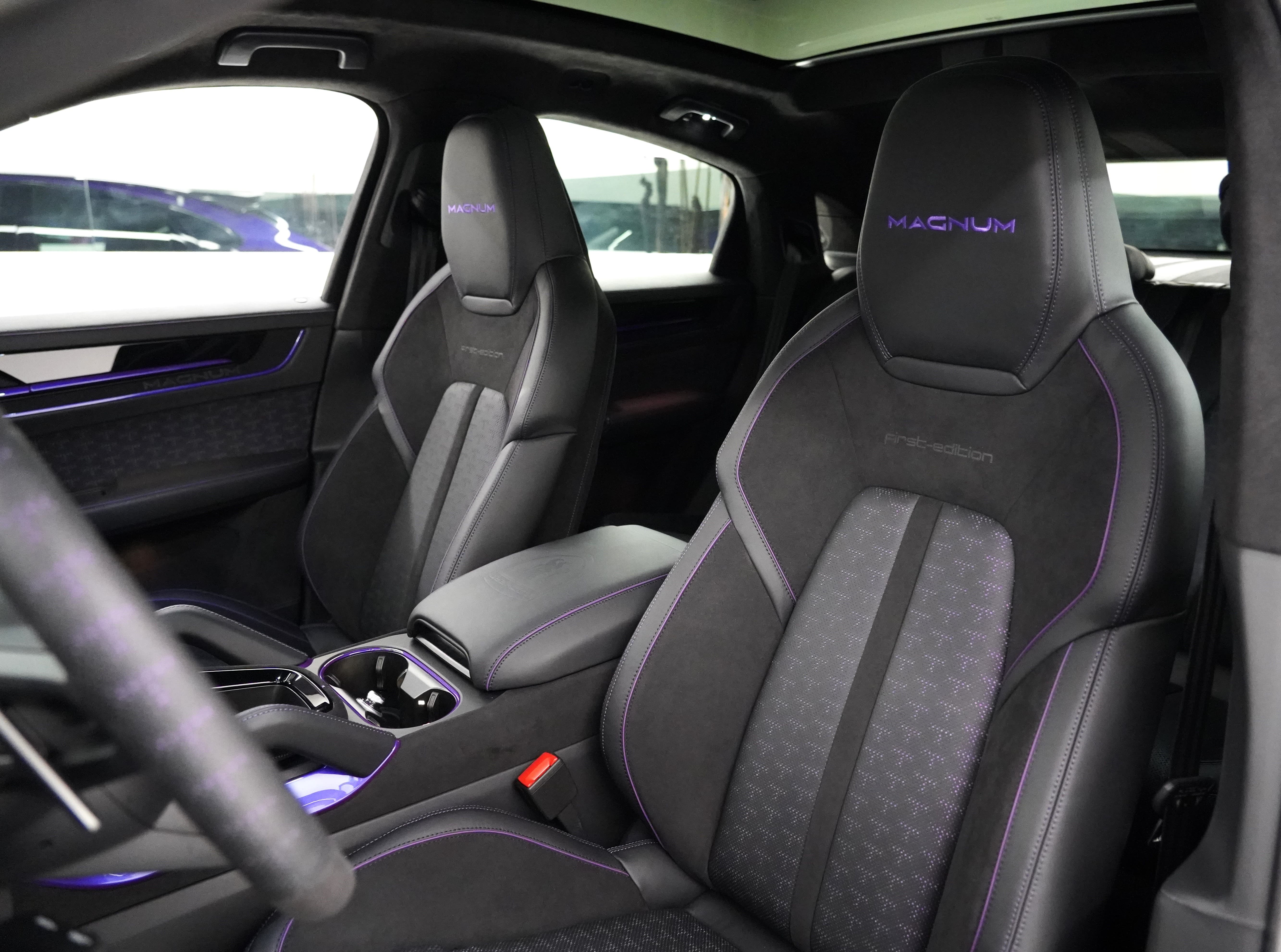 PORSCHE CayenneCoupé T E-Hybrid - Bild 11